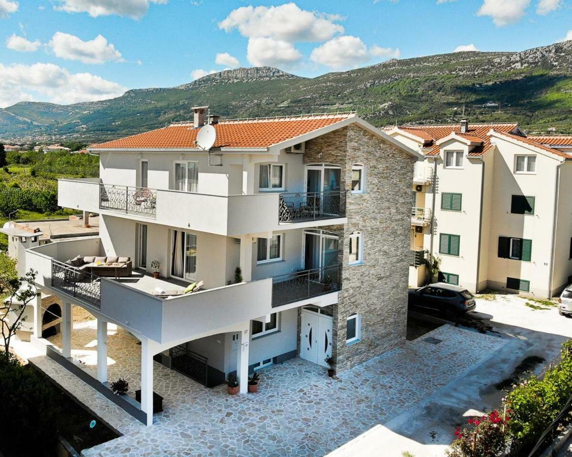 Apartments Cambio Kaštela Buitenkant foto